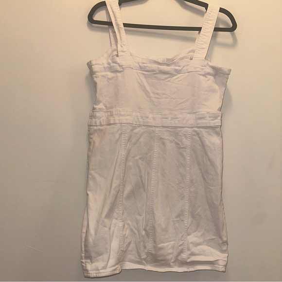 Guess white denim dress - Picture 3 of 3